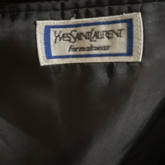 Tuxedo Jacket custom for my father worn once. Worn to the SAG awards - Picture 4 of 8